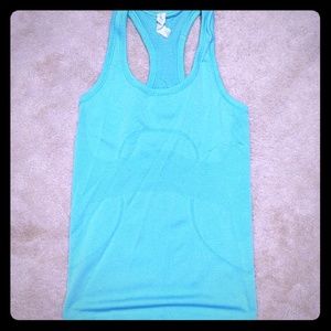 Lululemon tank top